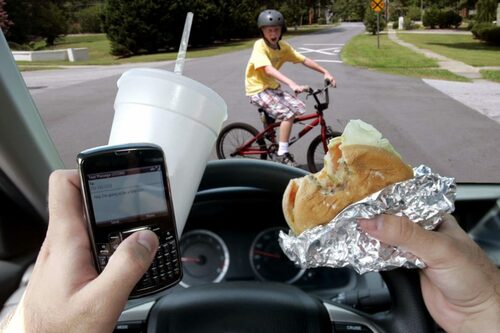 DISTRACTED DRIVING AWARENESS