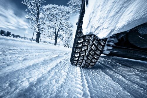 THE TOP 5 THINGS TO DO WITH YOUR CAR BEFORE WINTER